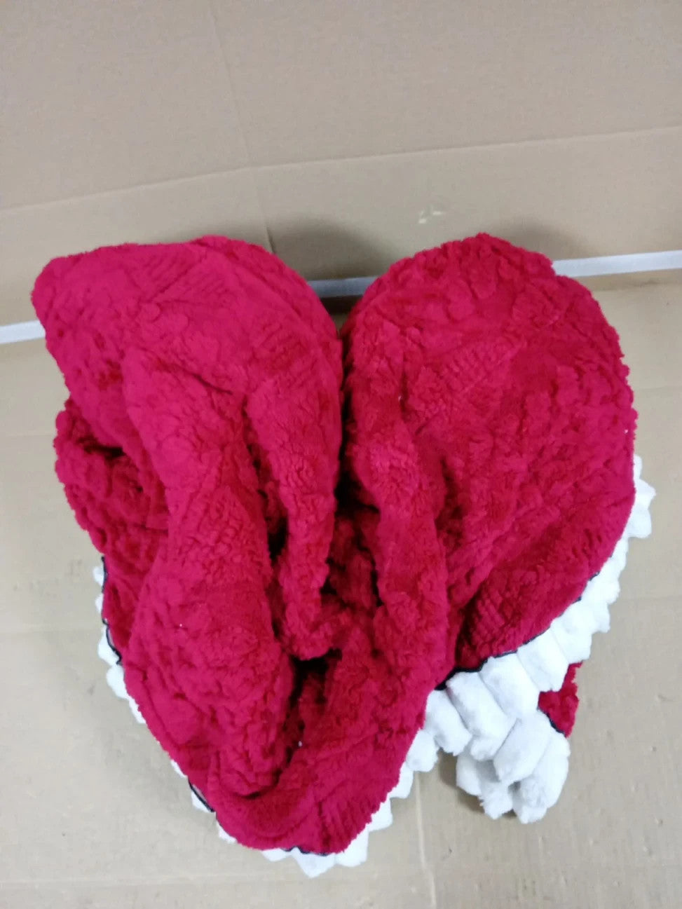 Thick Dog Sofa Cover Washable Non Slip Fuzzy Pet Red 1 Piece 28x28in New