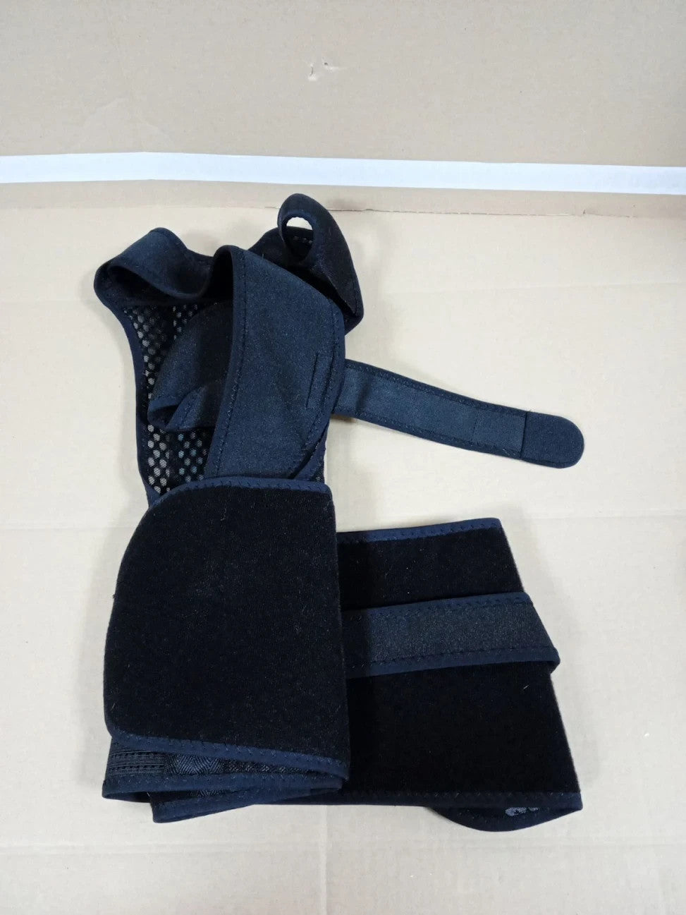 HLGO Posture Corrector Women Men Back Brace Support Spine Align XXL Black