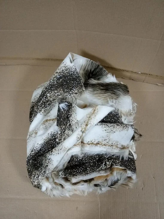 Luxury Animal Faux Fur Fabric Material Brown White Wolf 1mtr 150cmx100cm New