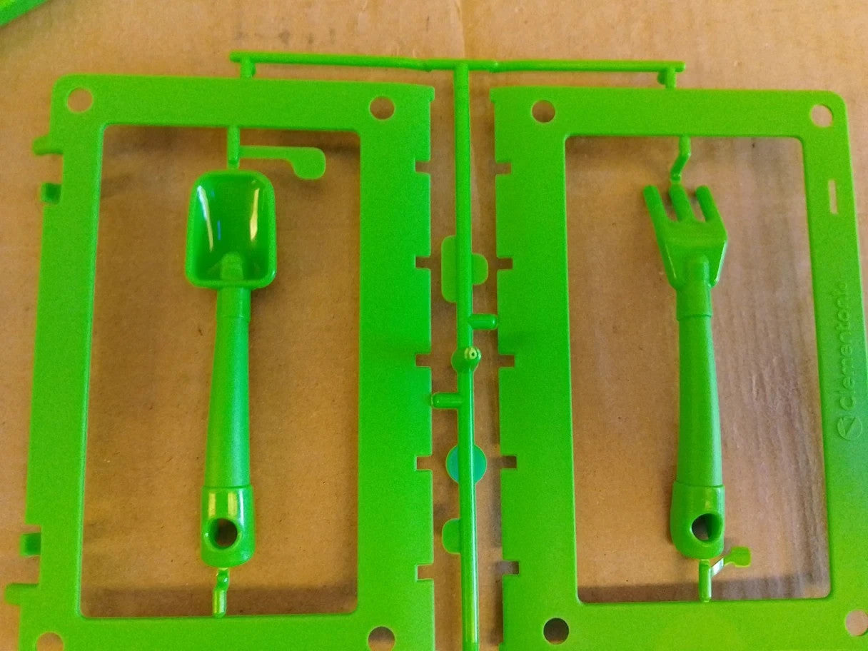 My First Greenhouse Clementoni Biology 7+