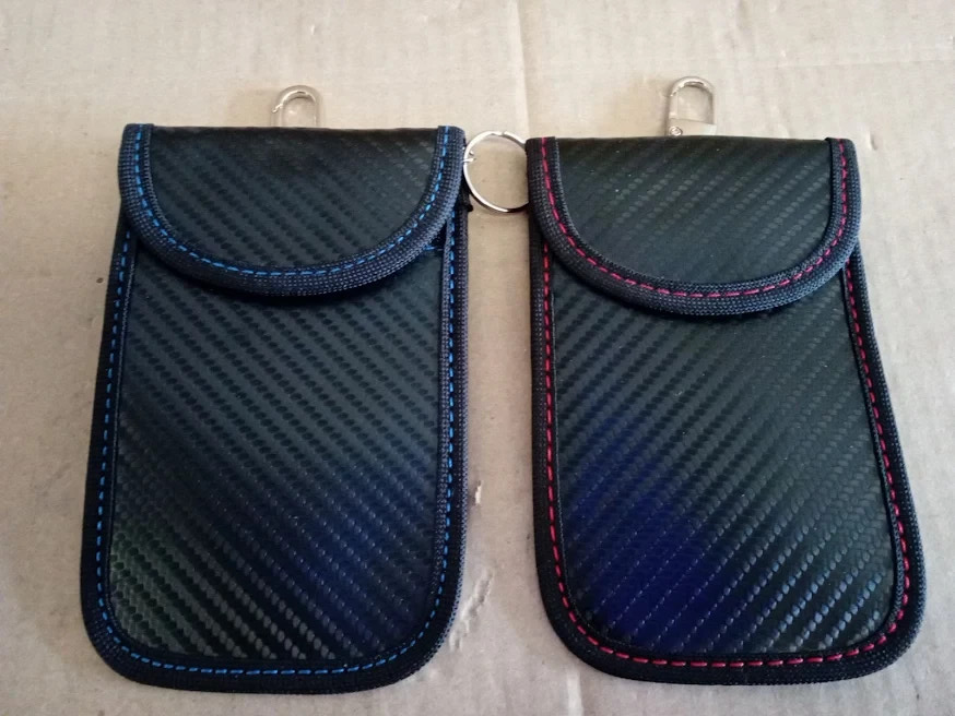 CEYOME Faraday Pouch 2 Pieces Car Key Signal Blocker Anti Theft Keyless Case New