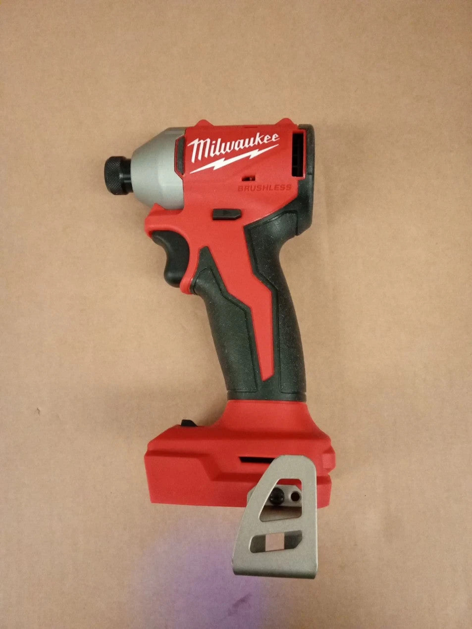 Milwaukee Electric M18 Compact BRUSHLESS 1/4in HEX 3 Speed Impact Black Red