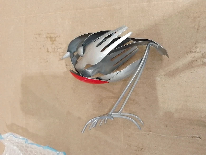 KFSCIP Metal Robin Garden Ornaments Outdoor Handmade Fork Spoon Scrap Art Decor