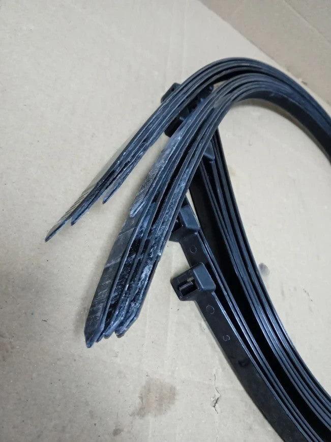 EzySup Extra Large Zip Ties Heavy Duty Outdoor Use 900x 2mm110kg Tensile Black