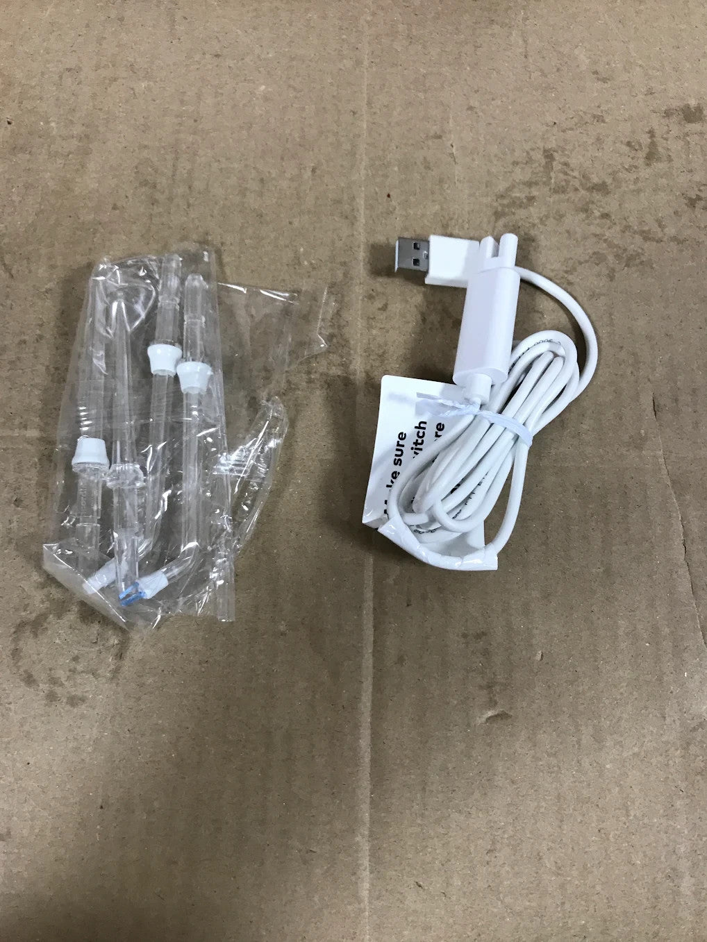 Waterpik Cordless Plus Water Flosser Rechargeable Oral Irrigator White WF20 New