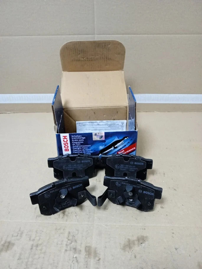 Bosch BP1168 Brake Pads Car Rear Axle Quality Reduced Noise Dust ECER90 New