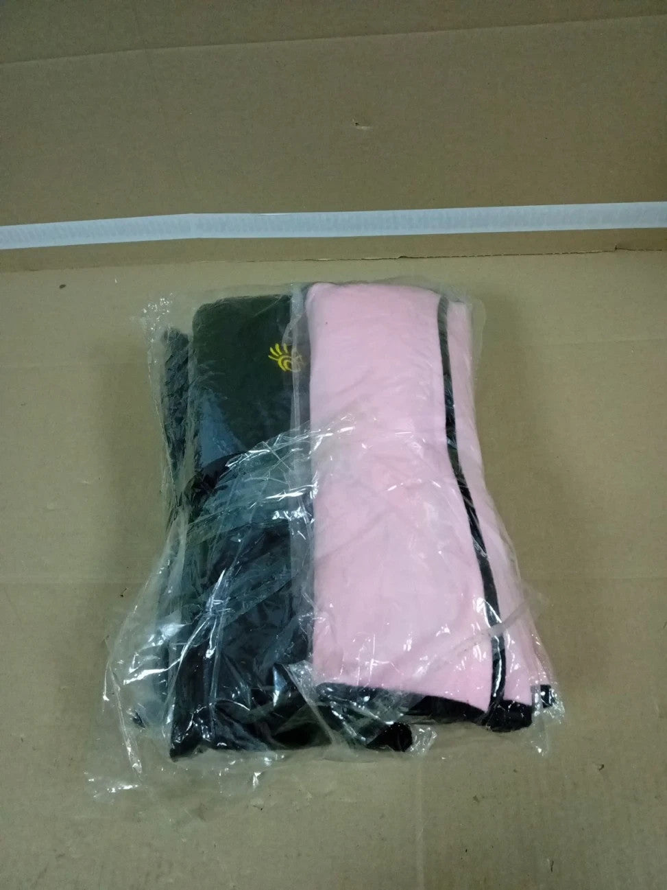 4 Pieces Child Car Seat Belt Pad Pillow  Infant 28x12x9cm Black Pink New