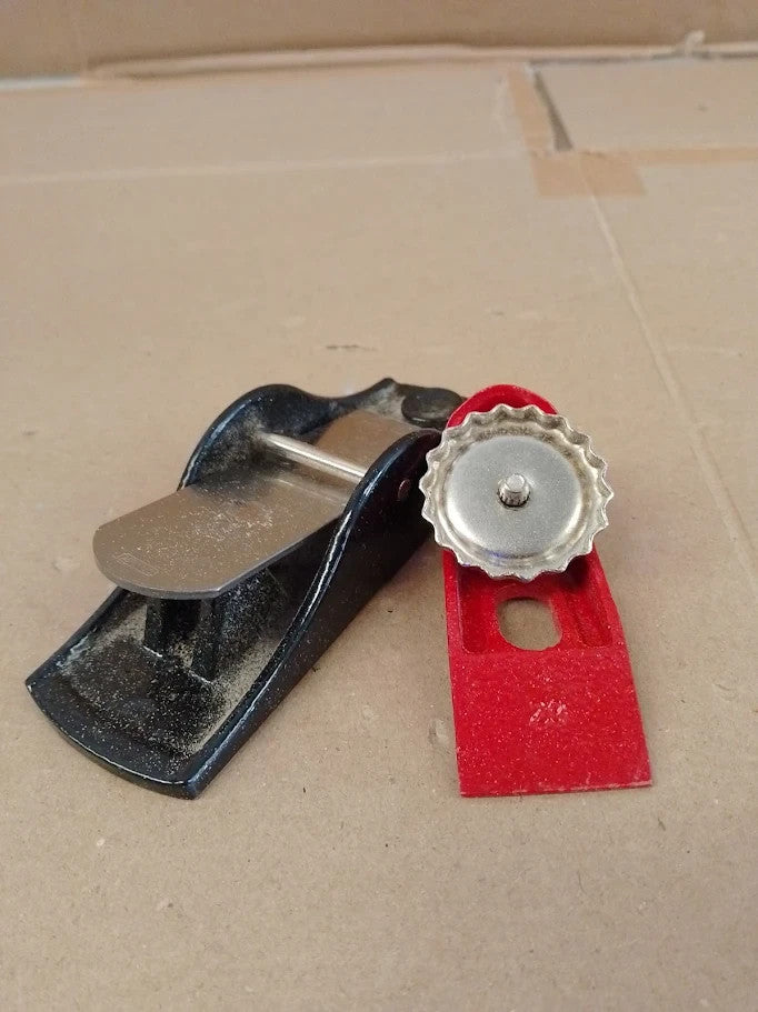 Stanley 120 Manual Block Plane 1120102 Adjustable Black Red
