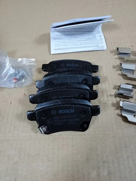 Bosch BP1762 Brake Pads Car Rear Axle Bosch Quality Reduced Noise Dust New