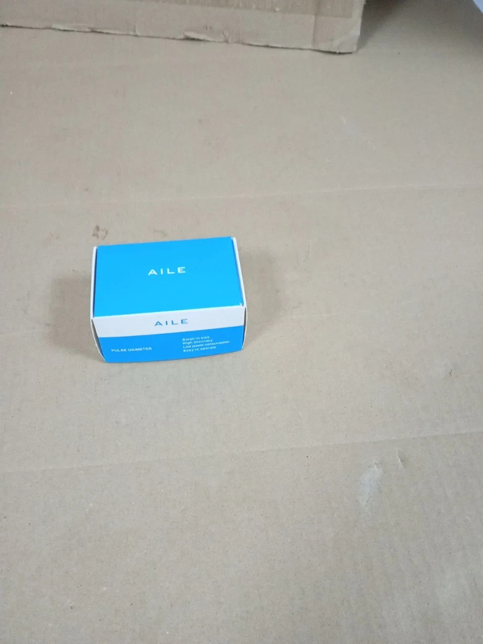 AILE Pulse Oximeter Oxygen Meter Adults Accurate Fast Easy Larger Red Screen New