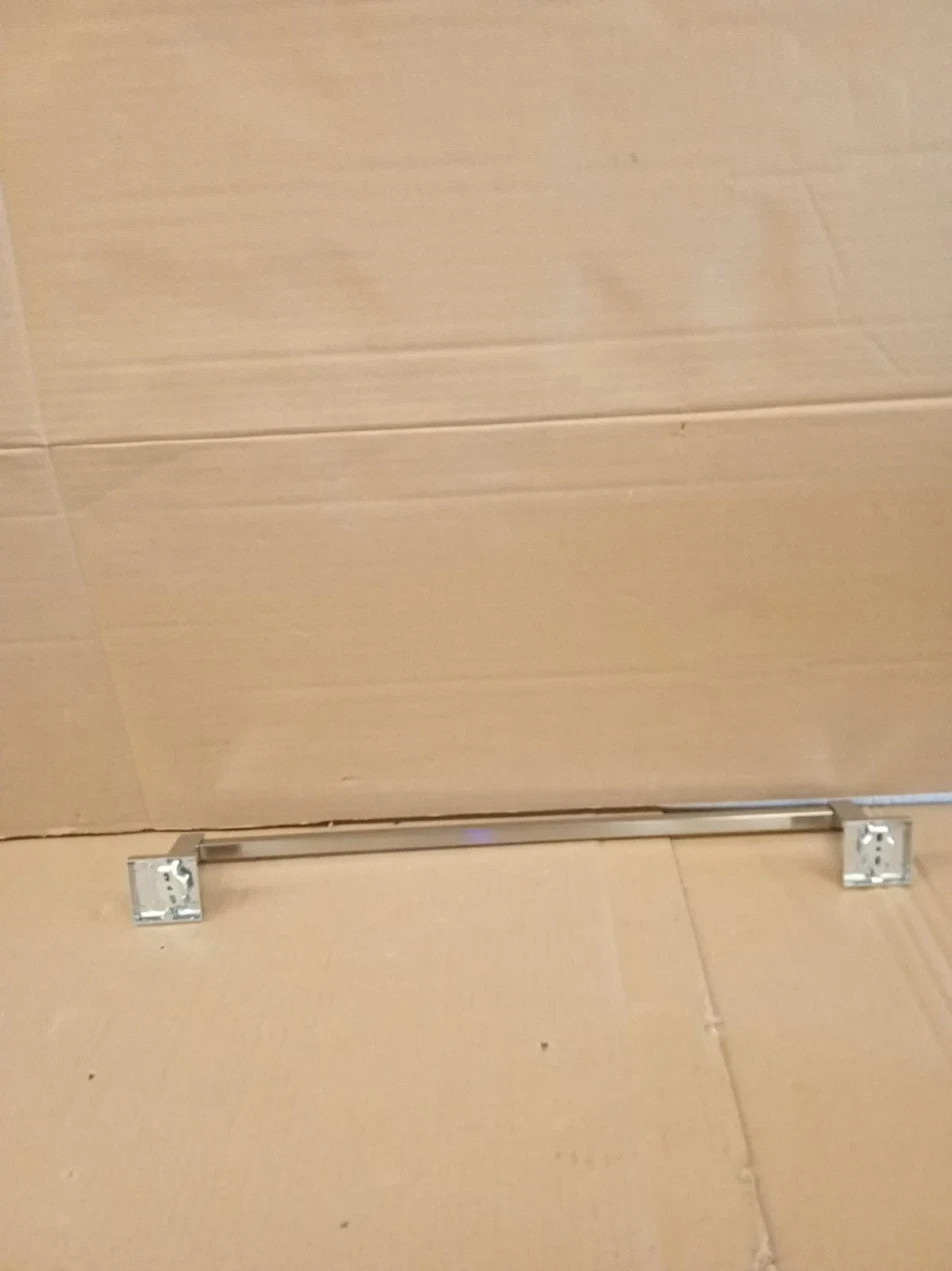 Habitat Rectangular Wall Mounted Towel Rail 8x45.8x4.5cm Self Assembly
