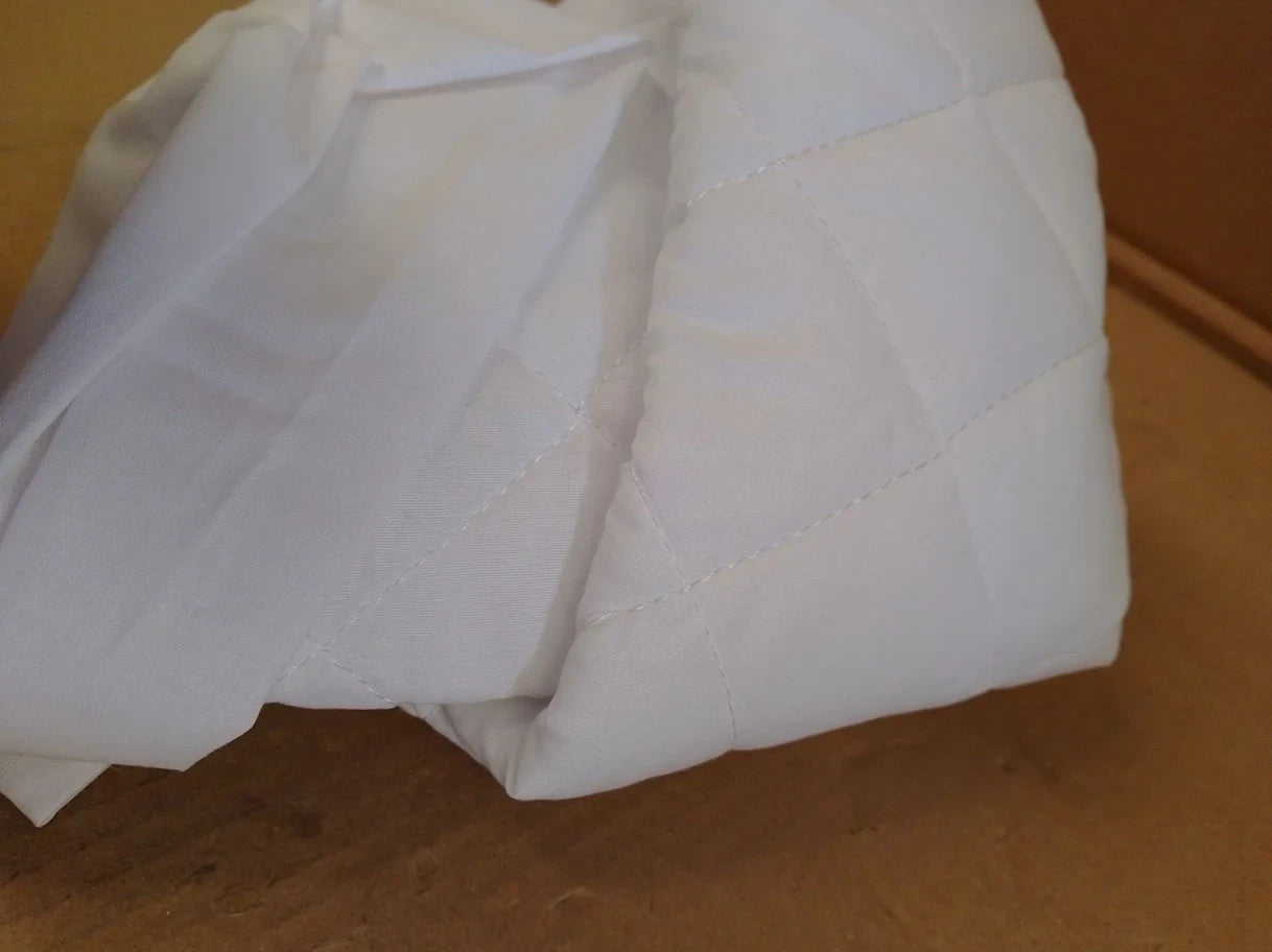 Comfornights Washable Quilted Poly Cotton Bed Wedge Removable Cover White New