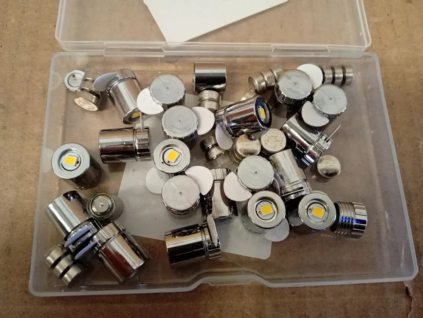 Miniature LED Lights Mini Warm White Micro LED Extra Battery Tiny Dollhouse New