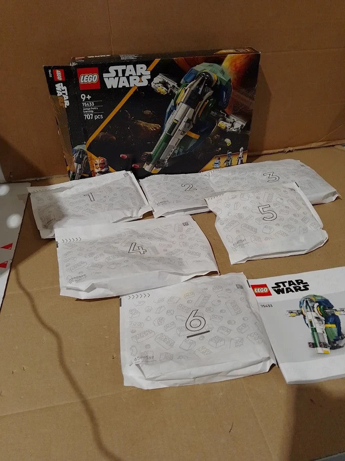 Lego Star Wars 75433 Jango Fetts Starship Play Display Toy Rotating Wings New