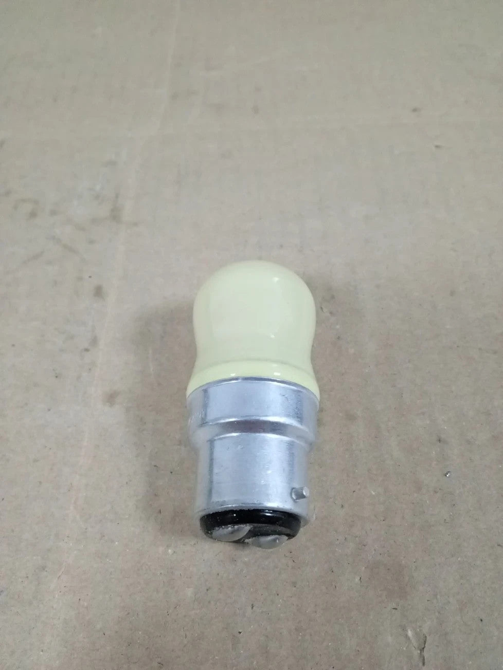 Crompton Pygmy 240V 15W B22d Yellow B22 15W Dimmable Incandescent New