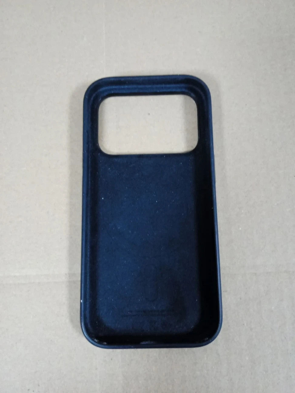 Apple iPhone 17 Silicone Case MagSafe & Camera Control Lightweight Case Wireless