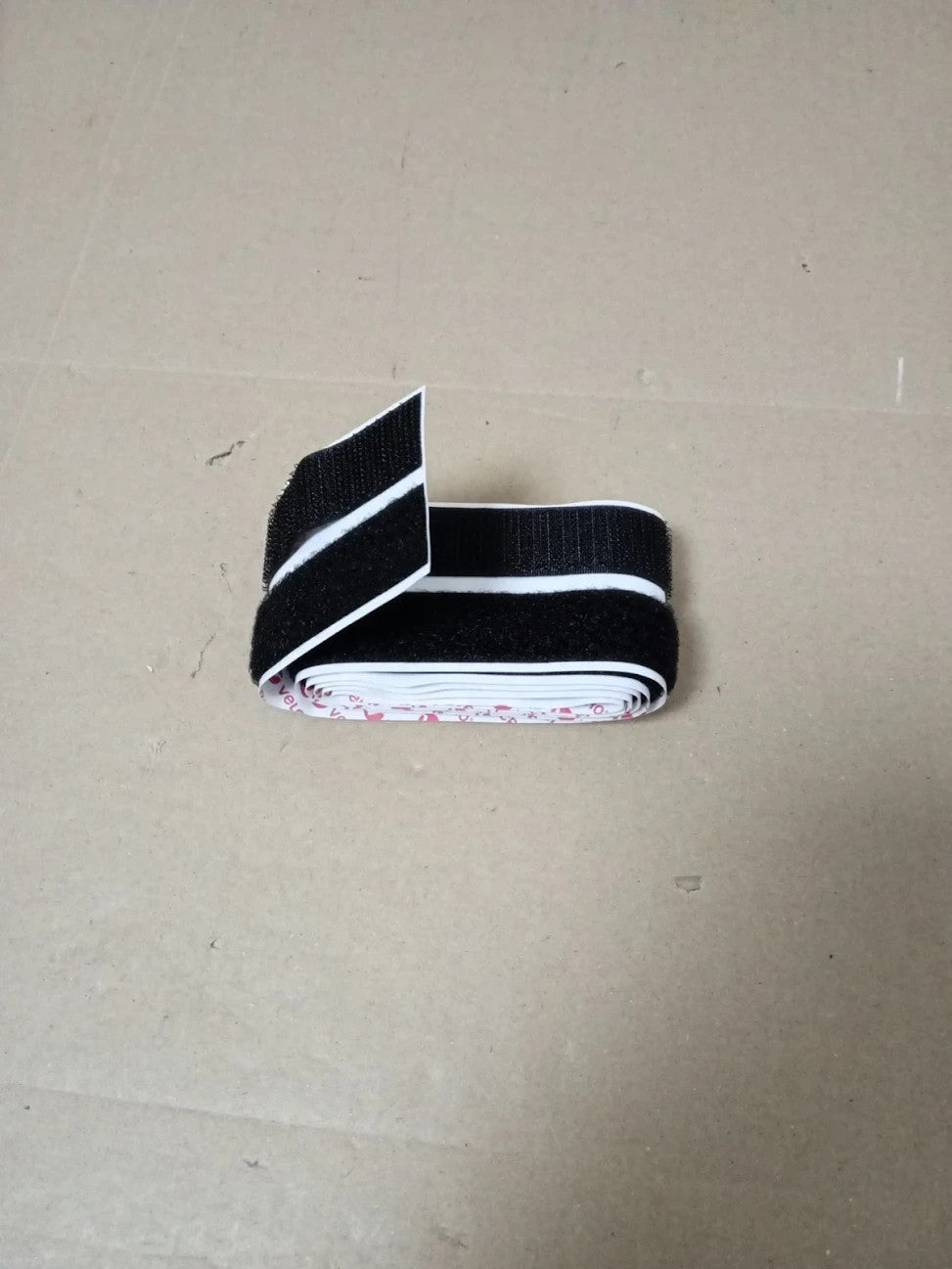 VELCRO Brand Stick On Tape Cut To Length Strong Hook & Loop 20mmx1m Black New