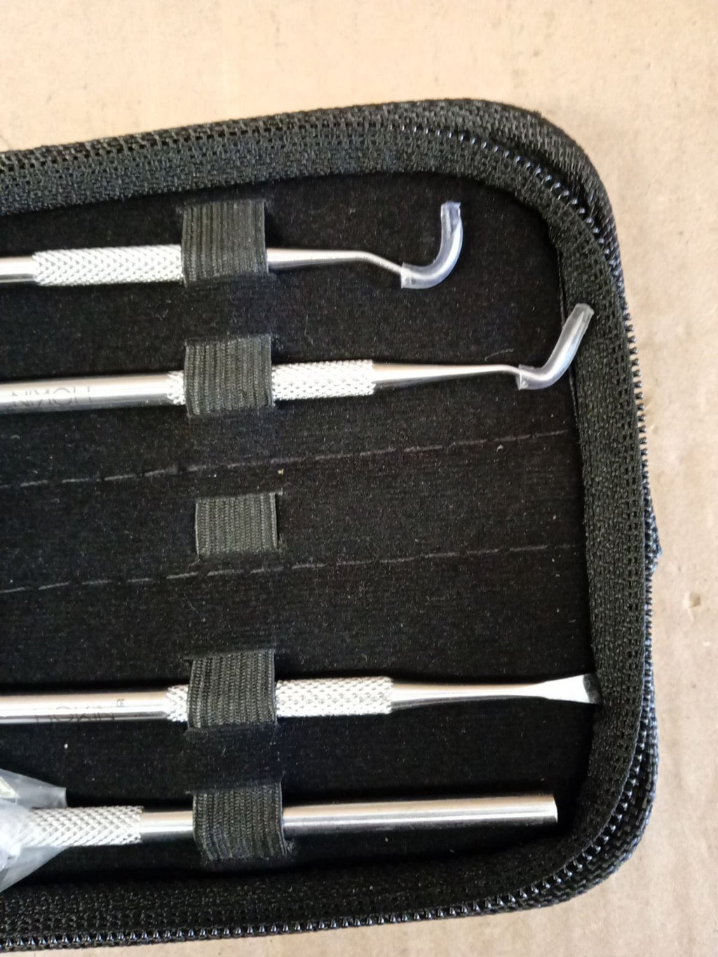 HOKIN Plaque Remover Teeth Cleaning Tool 4 Pieces Dental Care Kit Tooth Filling