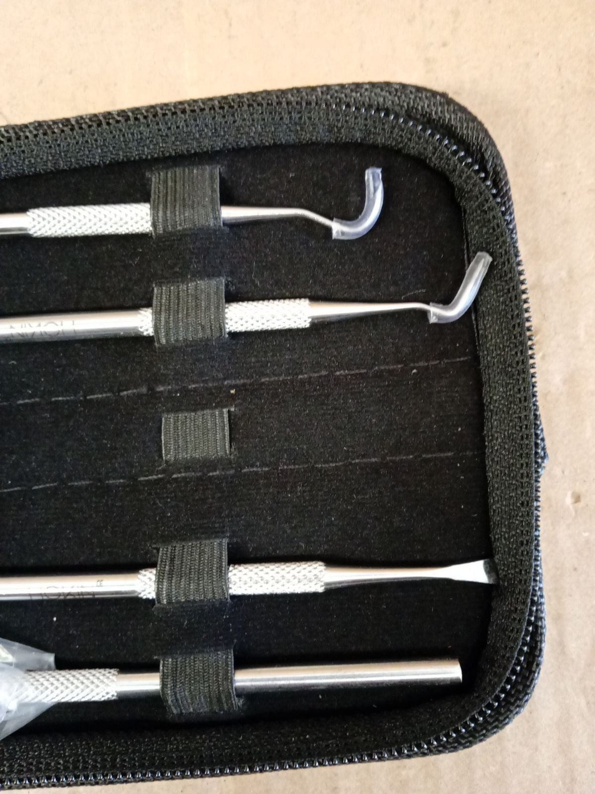 HOKIN Plaque Remover Teeth Cleaning Tool 4 Pieces Dental Care Kit Tooth Filling