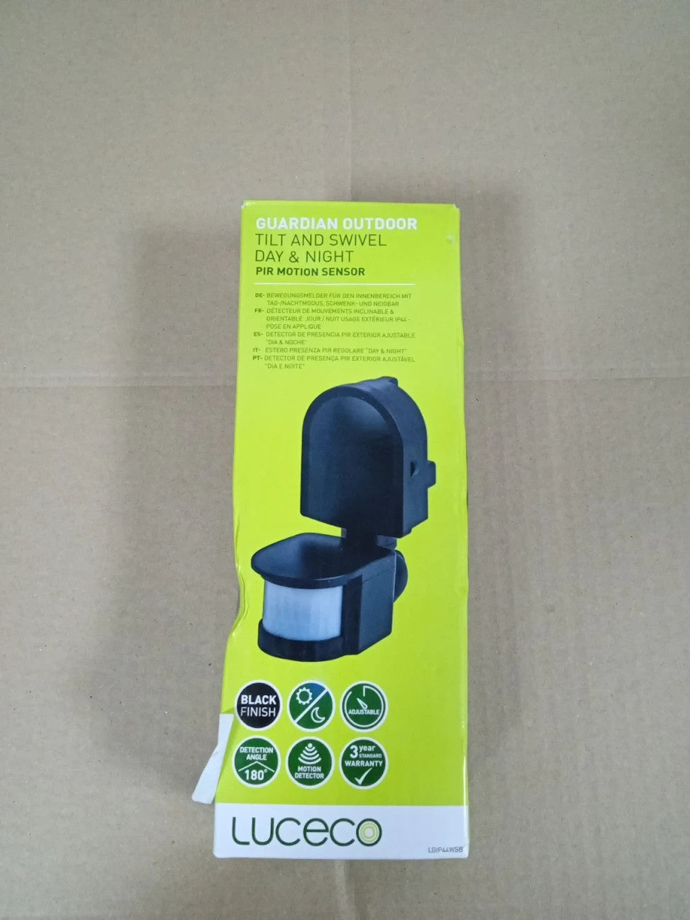 Luceco LGIP44WSB01 LED Tilt Swivel PIR Motion Sensor Wall Mounted Lighting 180°