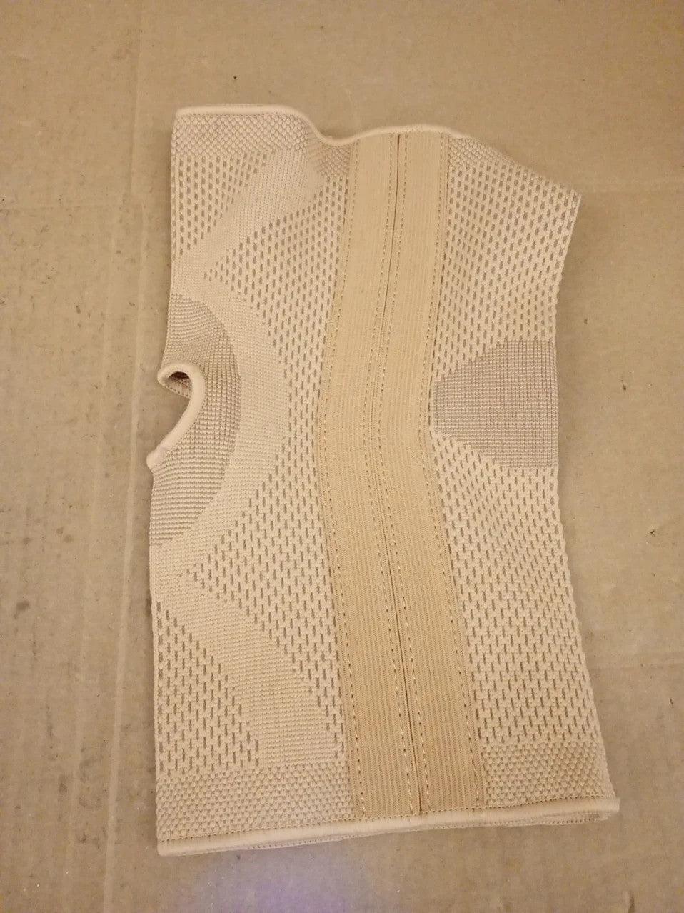 Actimove Everyday Supports Knee Open Patella 4 Stay Left Right Medium Beige New