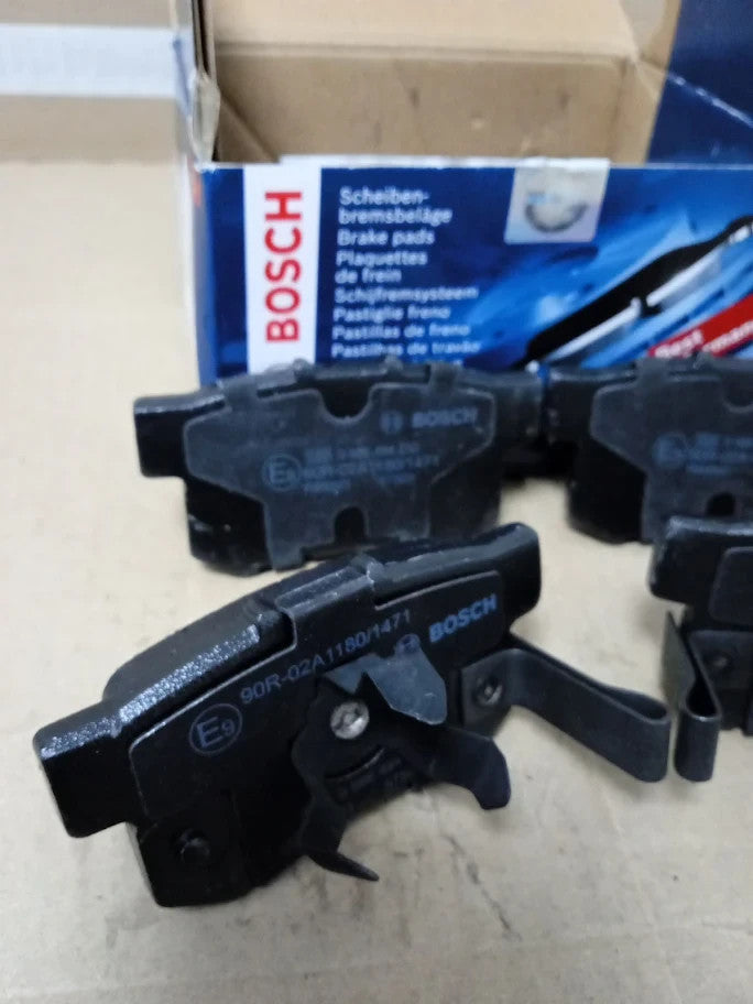 Bosch BP1168 Brake Pads Car Rear Axle Quality Reduced Noise Dust ECER90 New