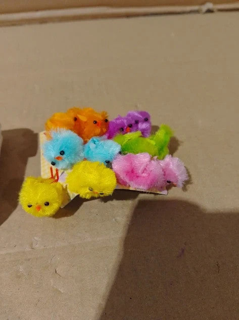 Baker Ross EK237 Easter Coloured Mini Fluffy Chicks Cake Decoration Pack 12 New