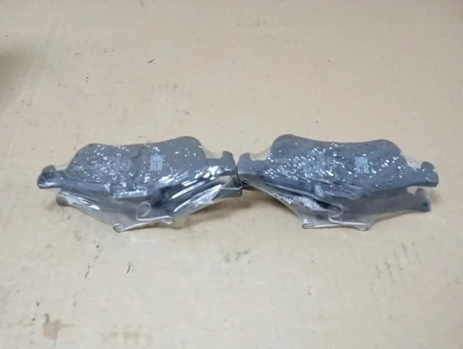 Blue Print ADH24289 Front Brake Pads Car Set Replacement Heavy Duty Design New