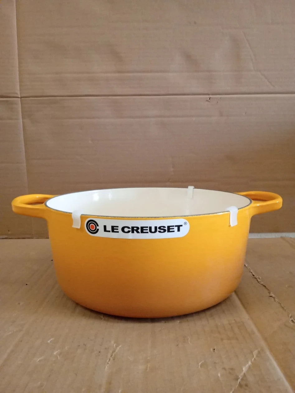 Le Creuset Signature Enamelled Cast Iron Round Casserole Dish Lid 28cm 6L Nectar