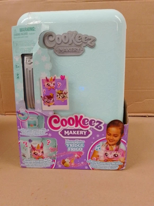 Cookeez Makery Freezy Cakez Mix Decorate Your Plush Best Friend Interactive 5+