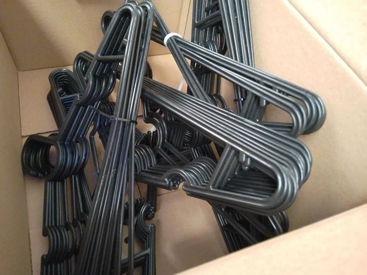 Amazon Basics Plastic Clothes Hangers Adult Size Black New