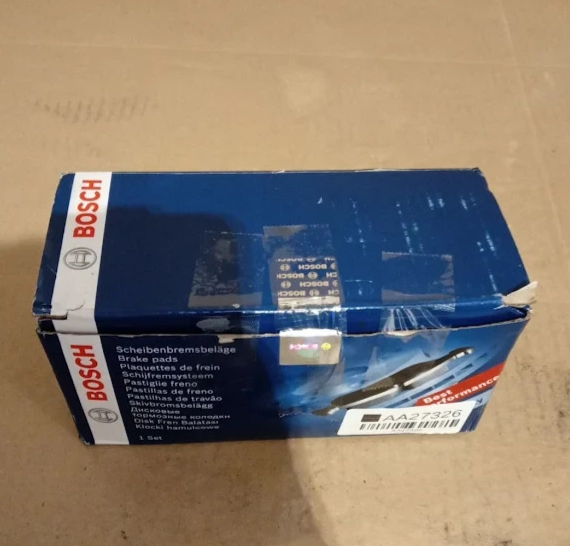 Bosch BP318 Front Brake Pads 4 Pieces Car ECE R90 Low Noise Dust Durable Design