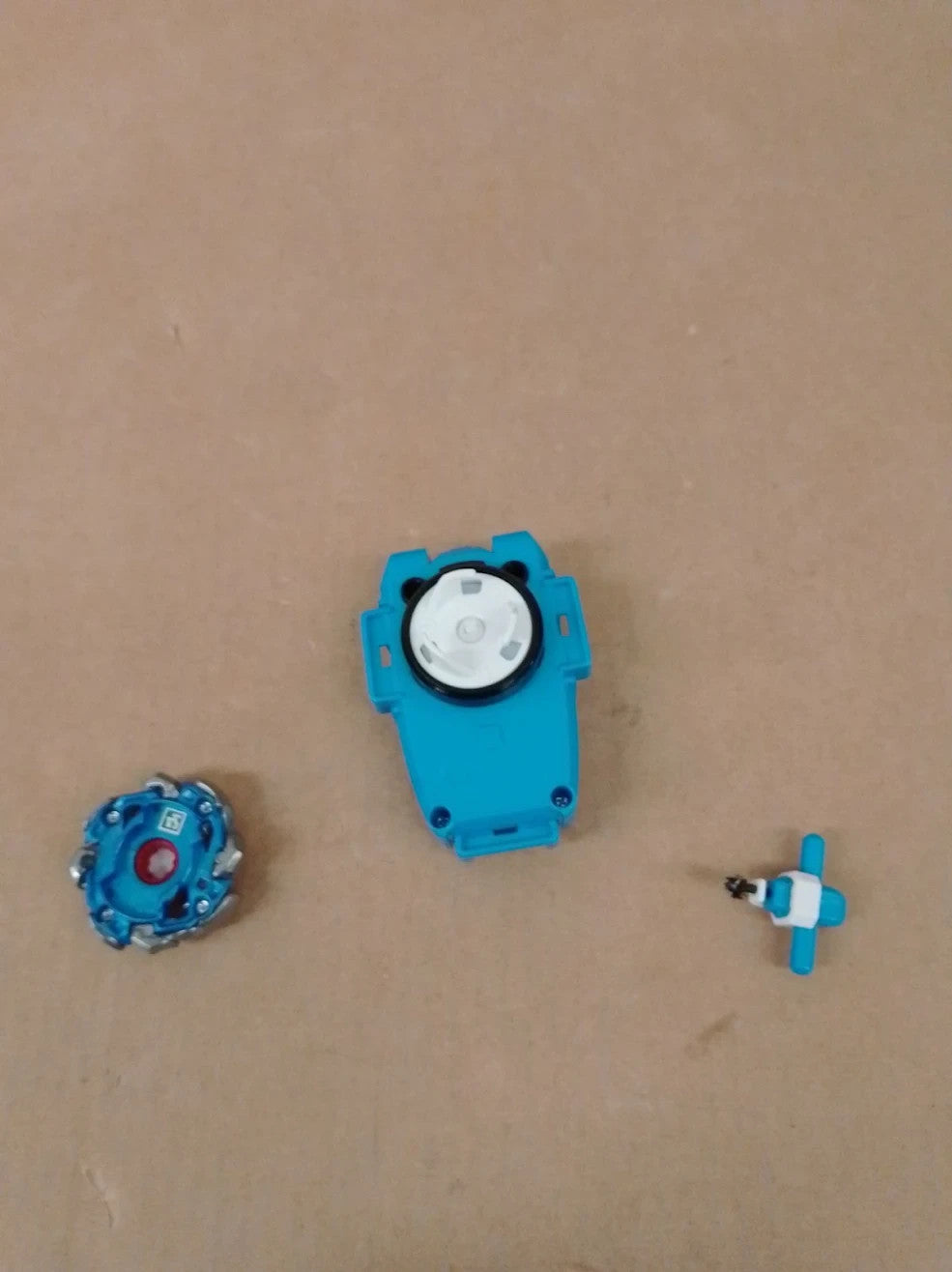 Beyblade X Cobalt Dragoon 2-60C Deluxe Left Spin String Launcher Set