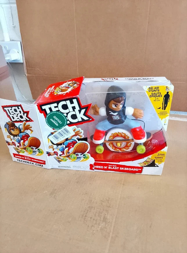 Tech Deck Shred N Blast Sk8board Motorised Finger Toy Rider Ramp 6+ New
