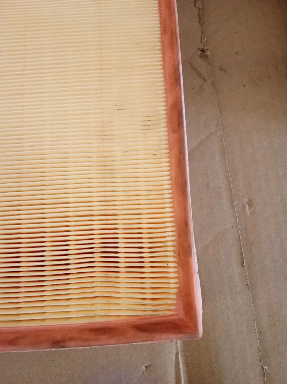 MANN FILTER C 24 017 Air Filter Cars+Transporters Passenger Clean Air Intake