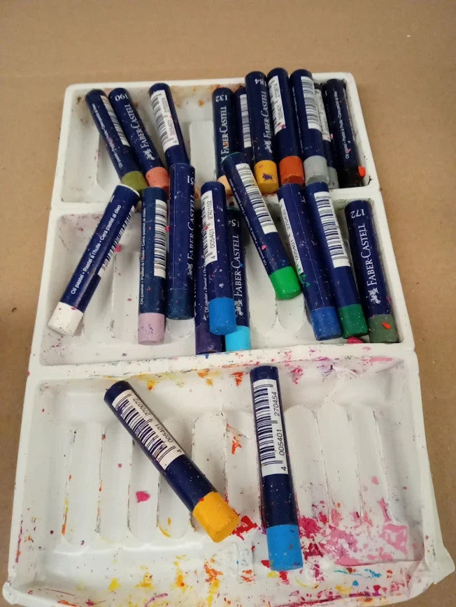 Faber Castell Creative Studio Oil Pastels Multicoloured Cardboard Wallet