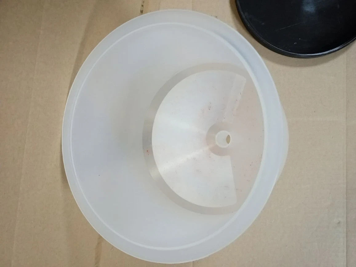 Lisle 24780 Spill Free Funnel Standard GM VW Ford Adapters Factory