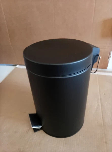Argos Home 3L Bathroom Pedal Waste Bin With Lid Black 25.1x22x17cm