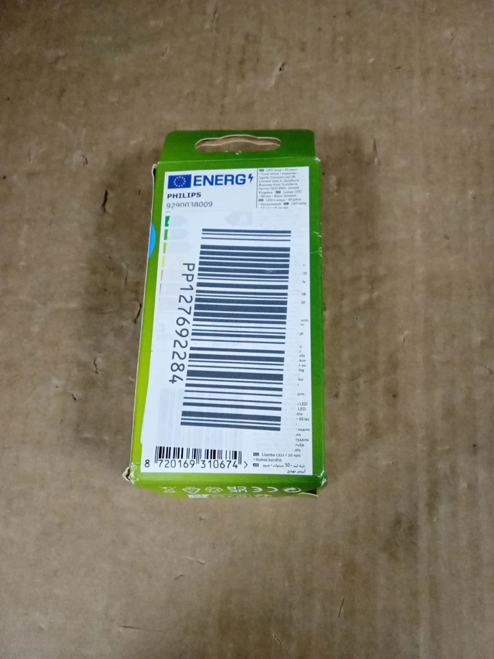 Philips Classic Ultra Efficient LED Bulb Energy Efficiency Class A E14 Base New