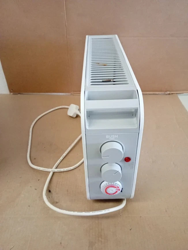 Bush DF2361 2000W Convector Heater Timer 1.5m Cord 3 Settings 31.5x52.8x19.4cm