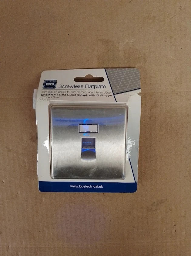 BG Electrical Screwless Flat Plate Single RG45 Data Outlet Socket New