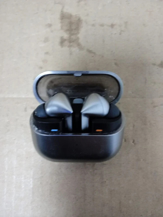 Samsung Galaxy Buds3 Pro Grey Galaxy AI Wireless Earbuds Noise Cancelling Silver