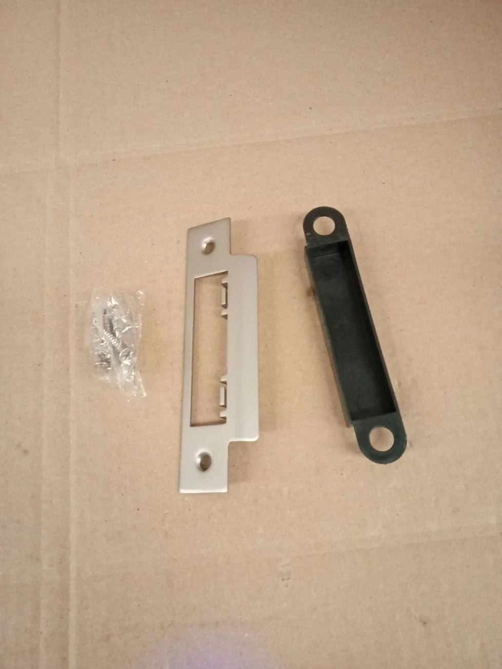 EASI T BATHROOM LOCK 76MM RESIDENTIAL Carlisle Brass 15x2.2 x3.6cm 1 Pack
