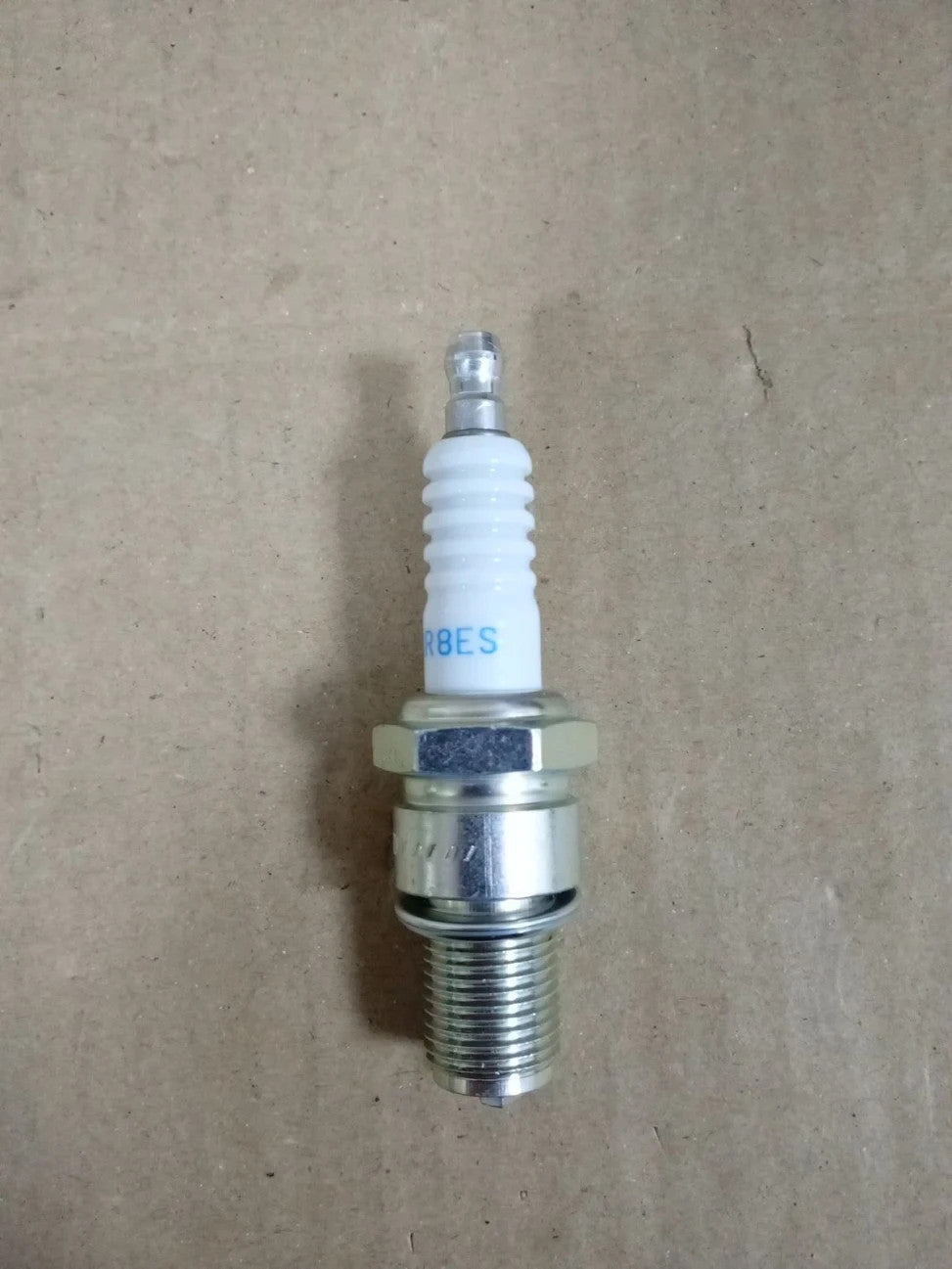 NGK Spark Plug BR8ES YBX 5422 NIckel 1 Piece Copper New