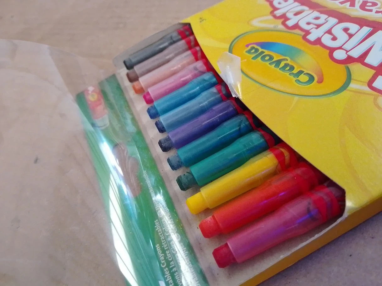 CRAYOLA Twistables Colouring Crayons Multicolor 12 Count Pack of 1 3+