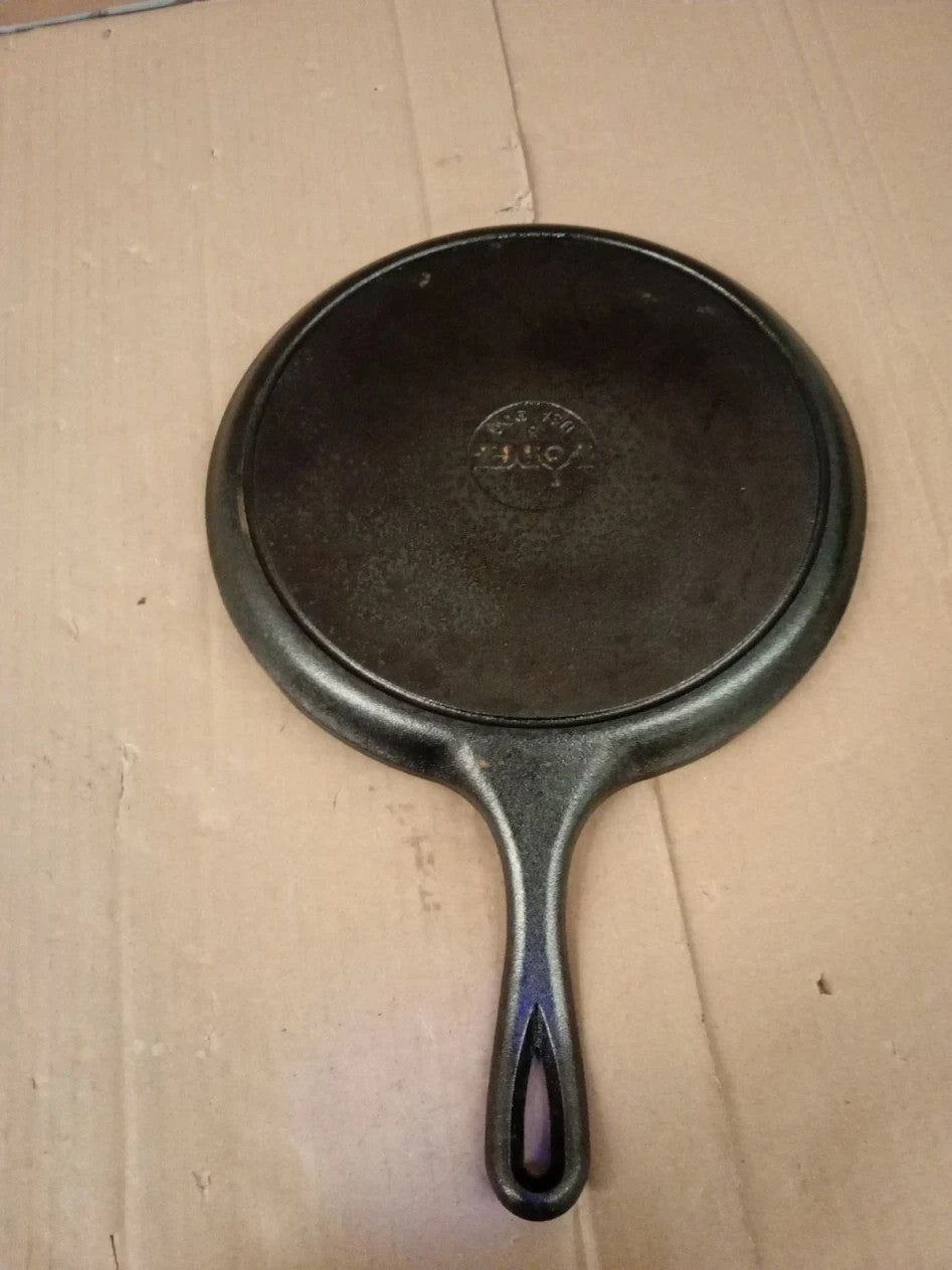 Lodge Pre Seasoned Cast Iron Pancake Pan Crepe Induction Frying 26cm 10.5in