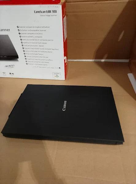 Canon LiDE 300 4.5W Colour Flatbed Scanner Black 36.8x25.2x4.3cm New