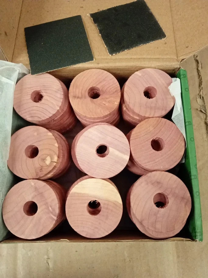 EcoKiwi Moth Repellent Wardrobes Cedar Rings 55 Pack 100% Natural New