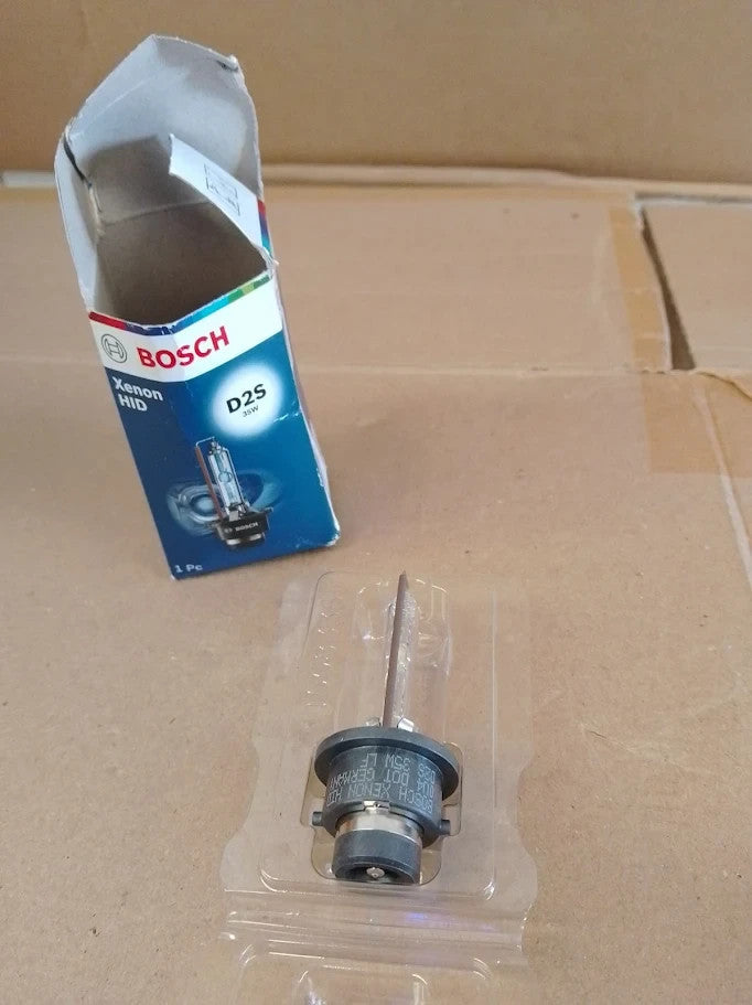 Bosch D2S Xenon HID Bulb Car Headlights 35W 250% More Light Than Halogen New
