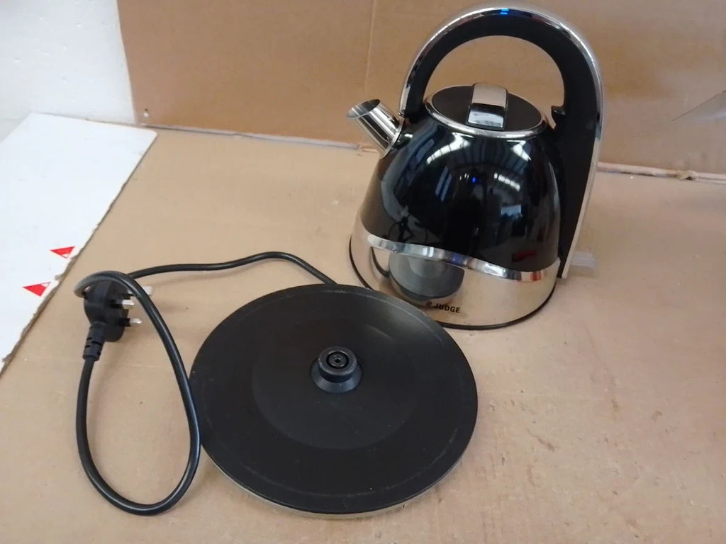 Judge Cordless Teapot Style Electric Kettle Fast Boil Quiet 2200W 1.7L Black